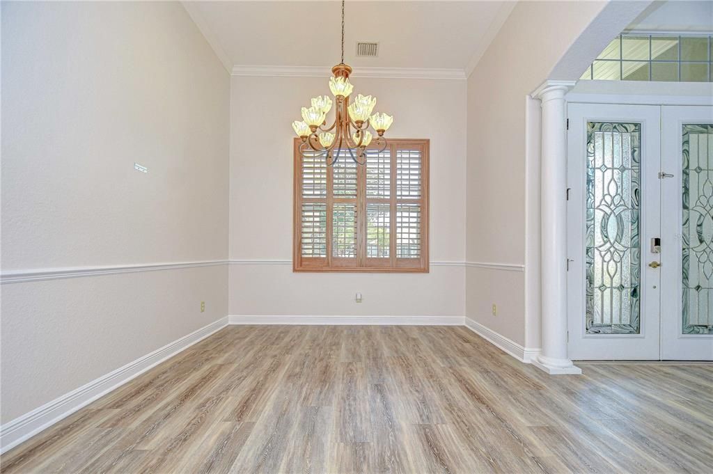 Chandelier, Empty room, Interior, Wood Texture Flooring