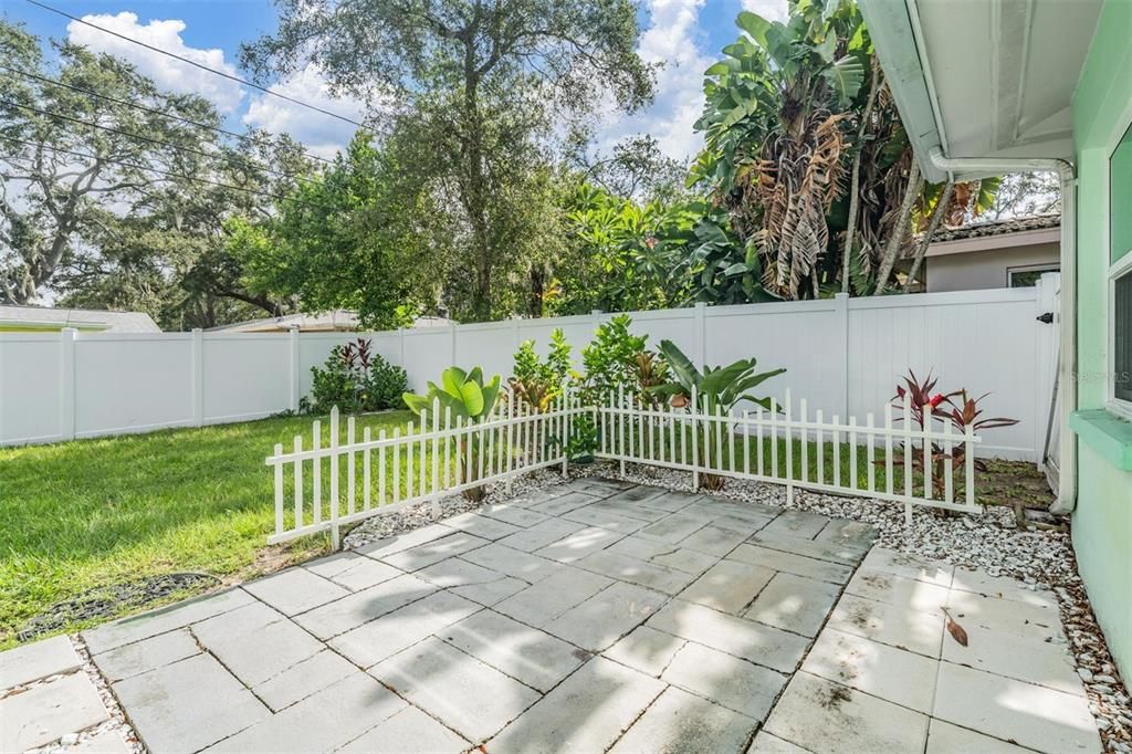 Backyard, Exterior