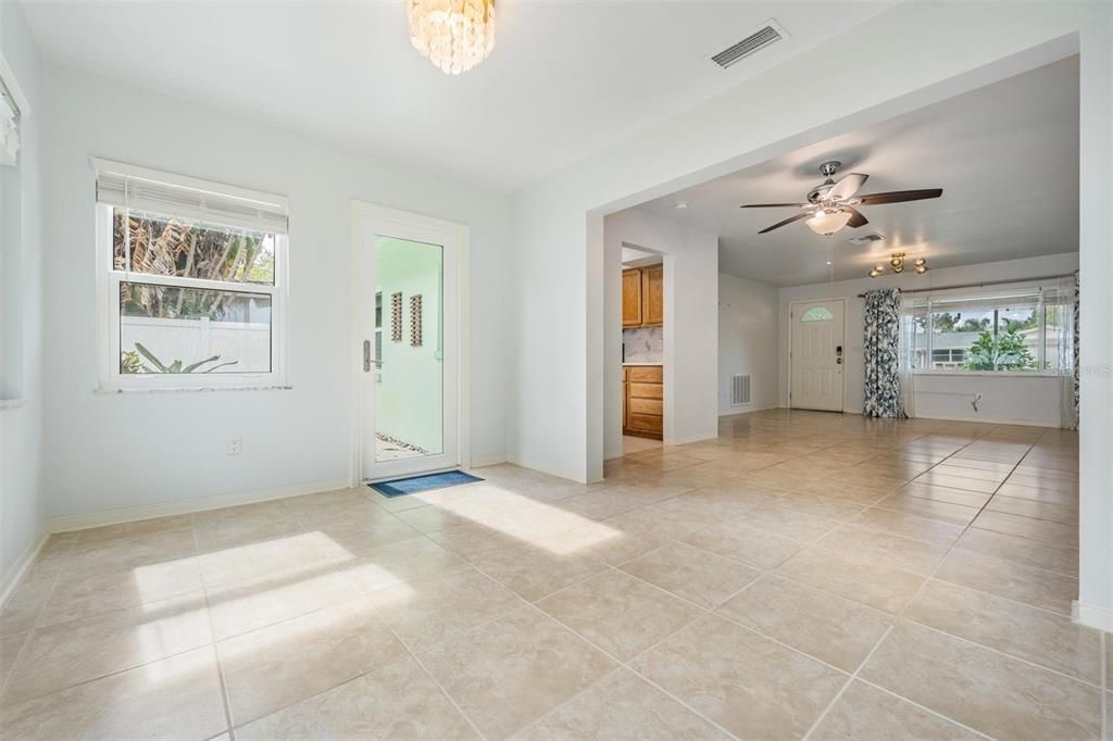 Chandelier, Empty room, Interior