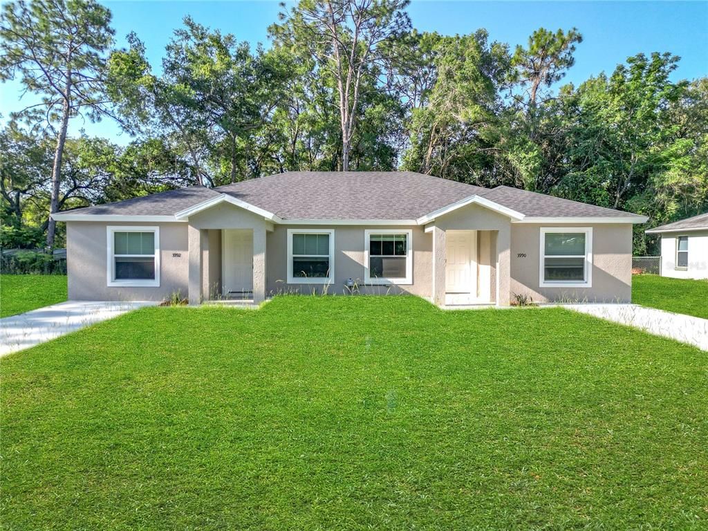Backyard, Exterior, Facade, Ranch