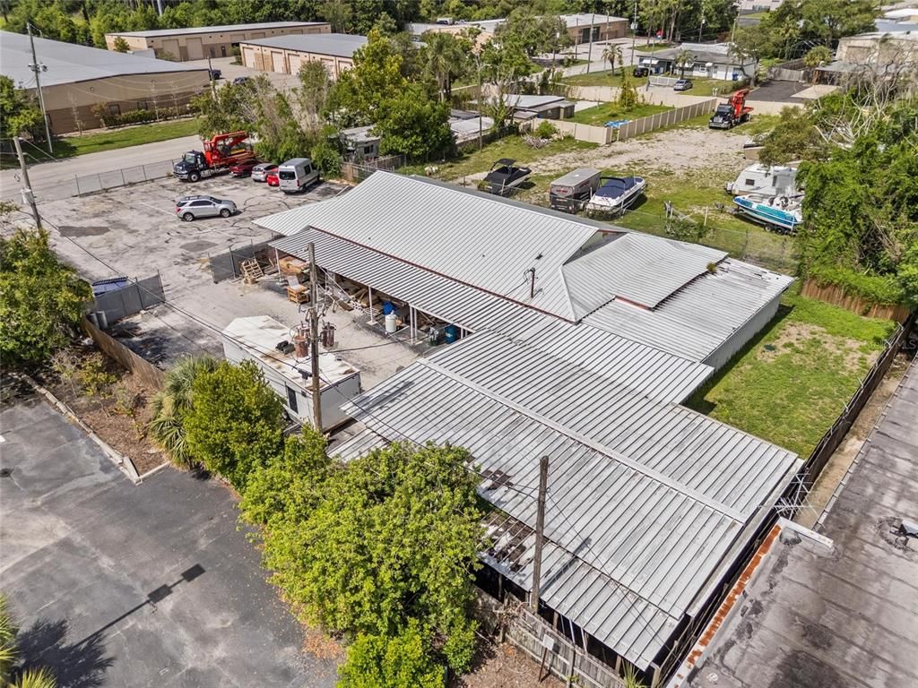 Exterior, Drone
