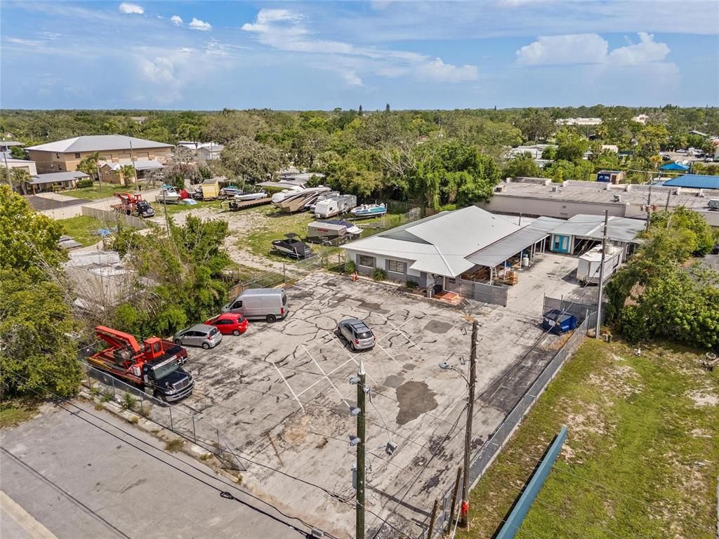 Exterior, Drone