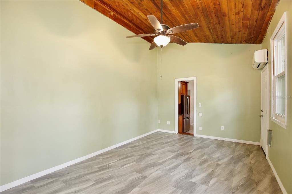 Empty room, Interior, Wooden Ceilings, Wood Texture Flooring