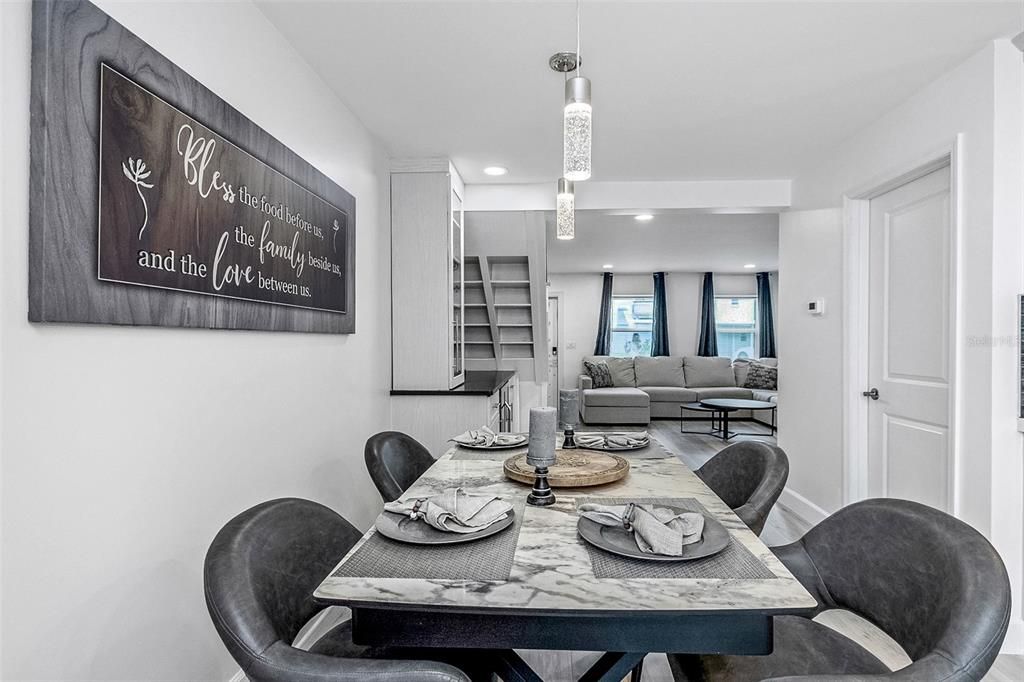 Dining room, Interior, Living room, Pendant Lights, Recessed Lighting, Wood Texture Flooring