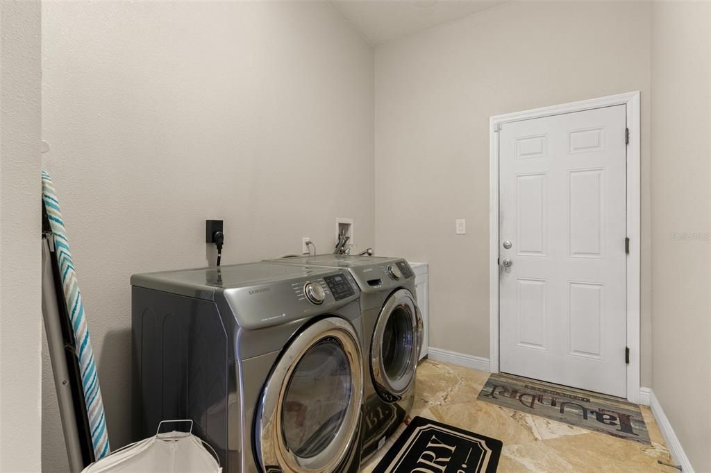 Interior, Washer