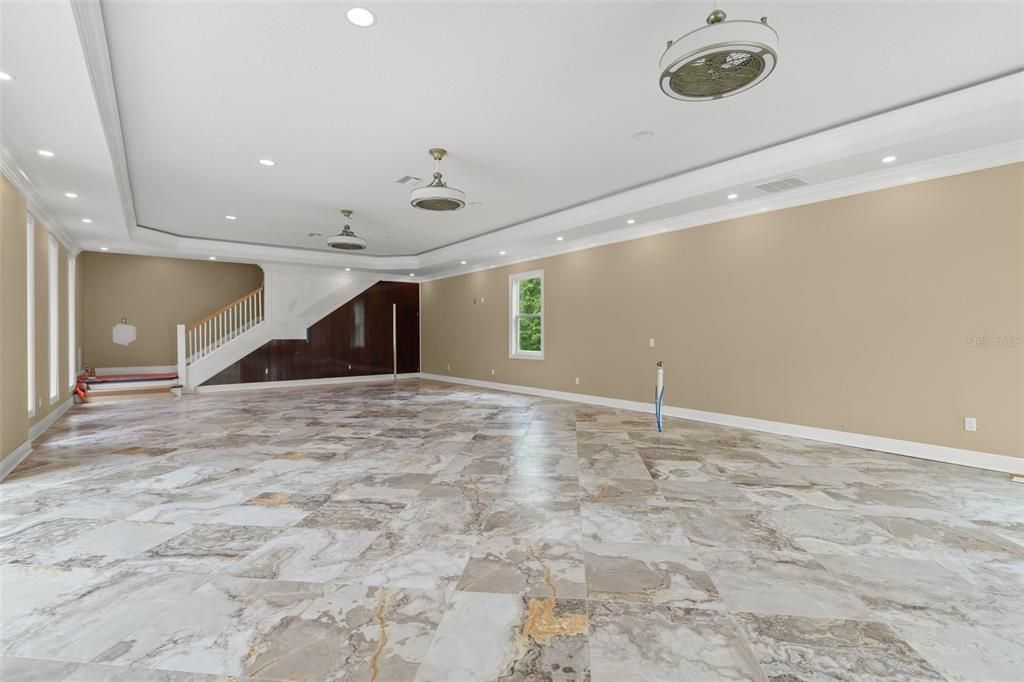 Empty room, Interior, Marble, Recessed Lighting