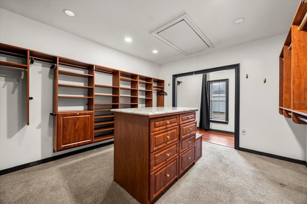 Interior, Recessed Lighting, Walk-in Closets, Wood Texture Flooring