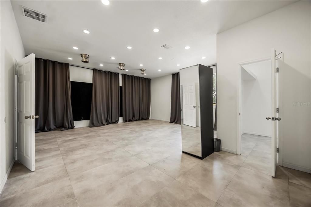 Interior, Kitchen, Marble, Marble Walls, Recessed Lighting