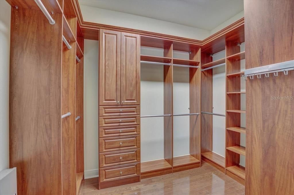 Interior, Walk-in Closets