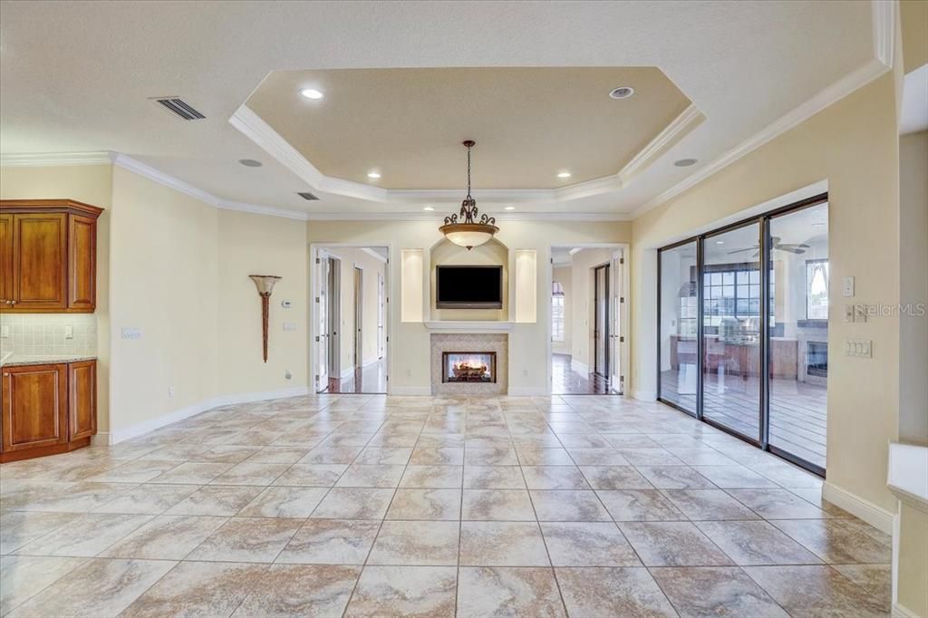 Empty room, Fireplace, Interior, Pendant Lights, Recessed Lighting