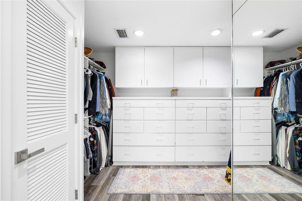 Interior, Recessed Lighting, Walk-in Closets, Wood Texture Flooring