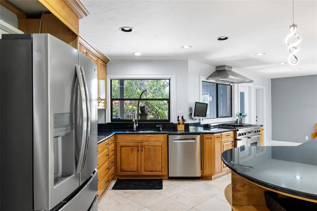 Interior, Kitchen, Pendant Lights, Recessed Lighting, Stainless Steel Appliances
