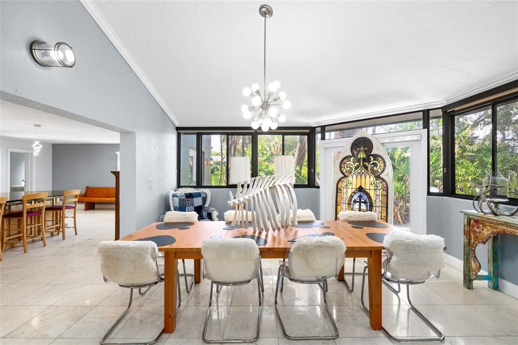 Dining room, Interior, Pendant Lights