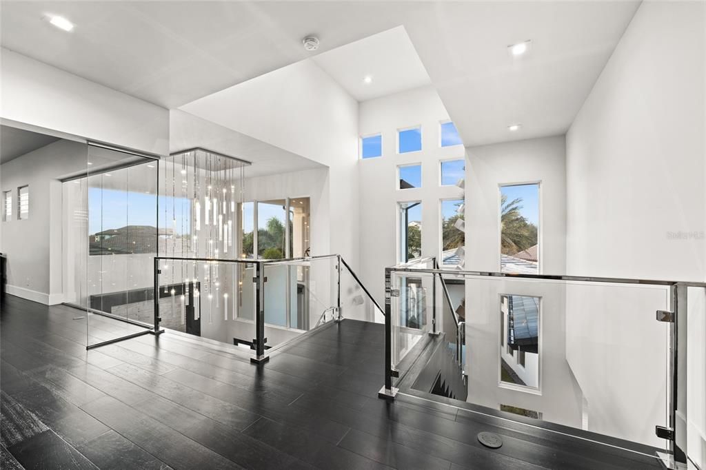 Interior, Pendant Lights, Recessed Lighting, Wood Texture Flooring