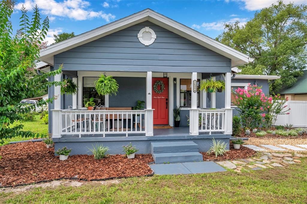 Exterior, Facade, American Craftsman