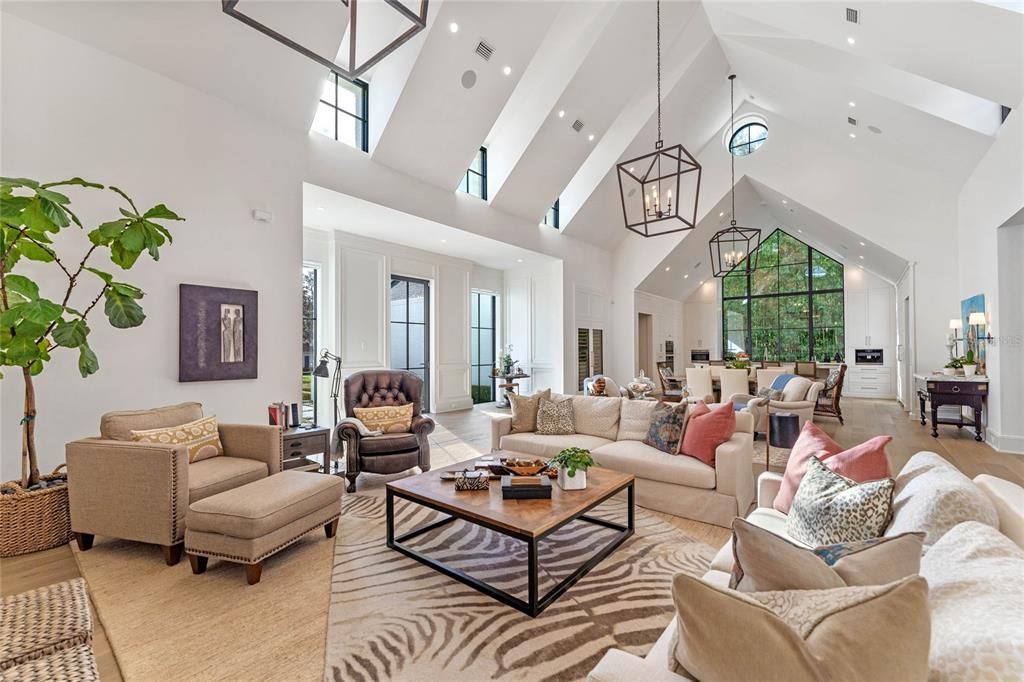 Dining room, Interior, Living room, Pendant Lights, Recessed Lighting, Wood Texture Flooring