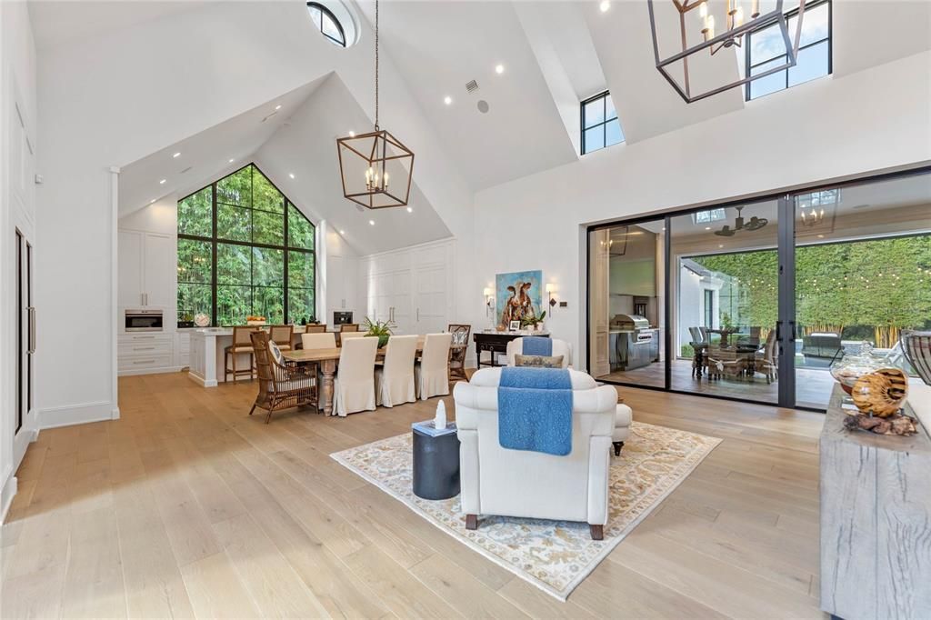 Dining room, Interior, Living room, Pendant Lights, Recessed Lighting, Wood Texture Flooring