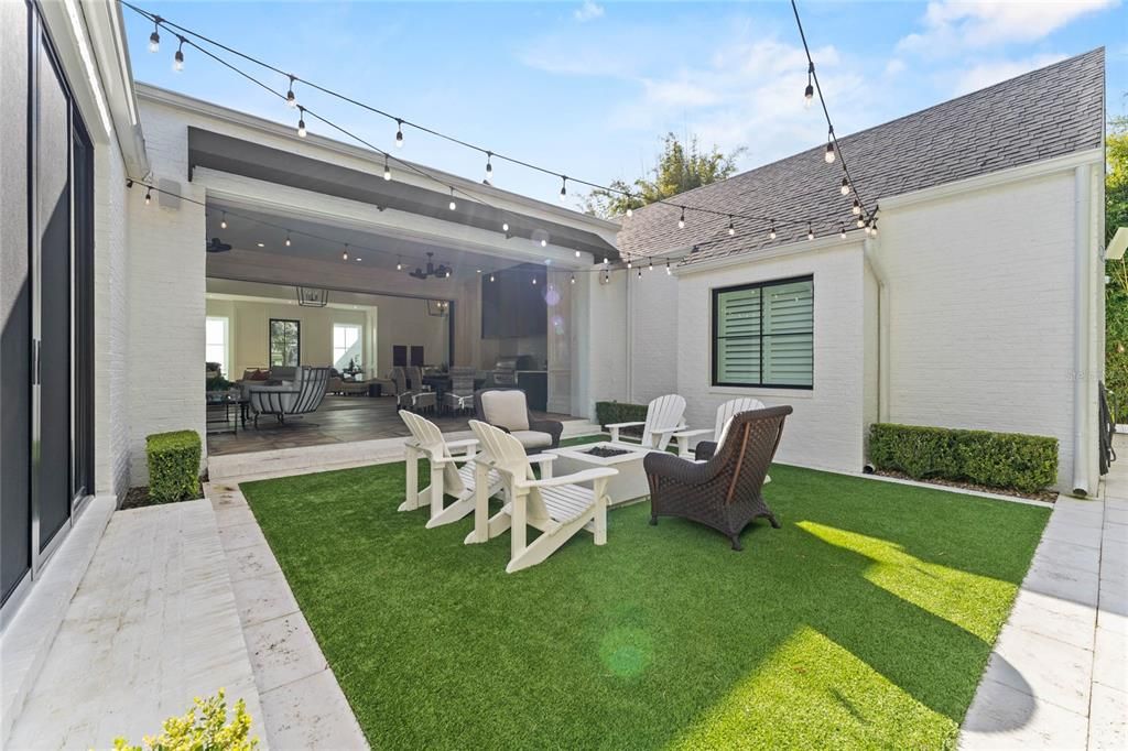 Backyard, Exterior