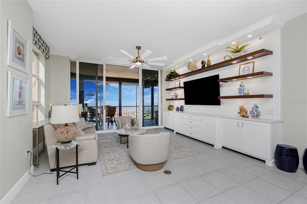 Interior, Living room, Recessed Lighting, Water