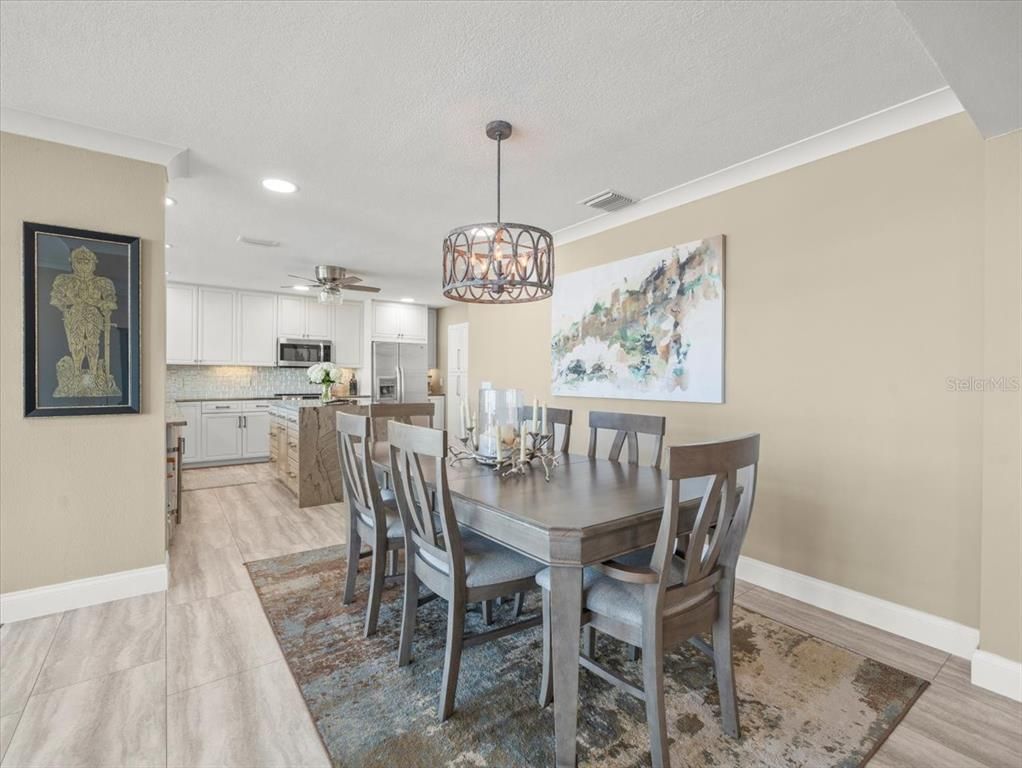 Dining room, Interior, Kitchen, Pendant Lights, Recessed Lighting