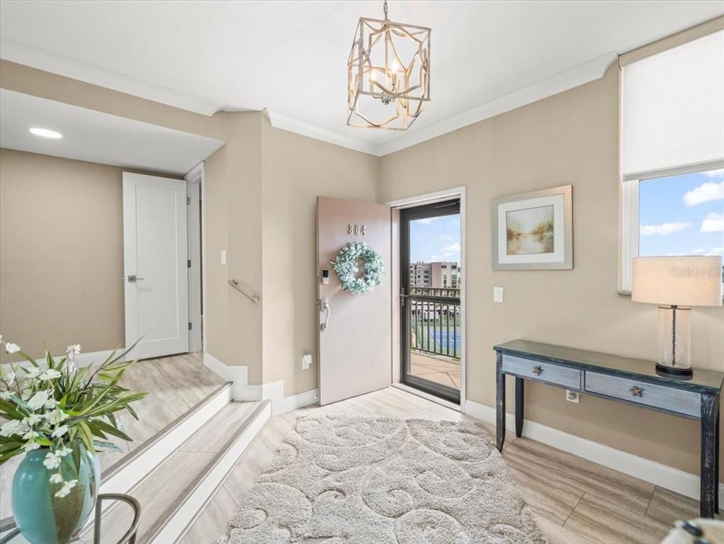 Interior, Pendant Lights, Recessed Lighting, Wood Texture Flooring