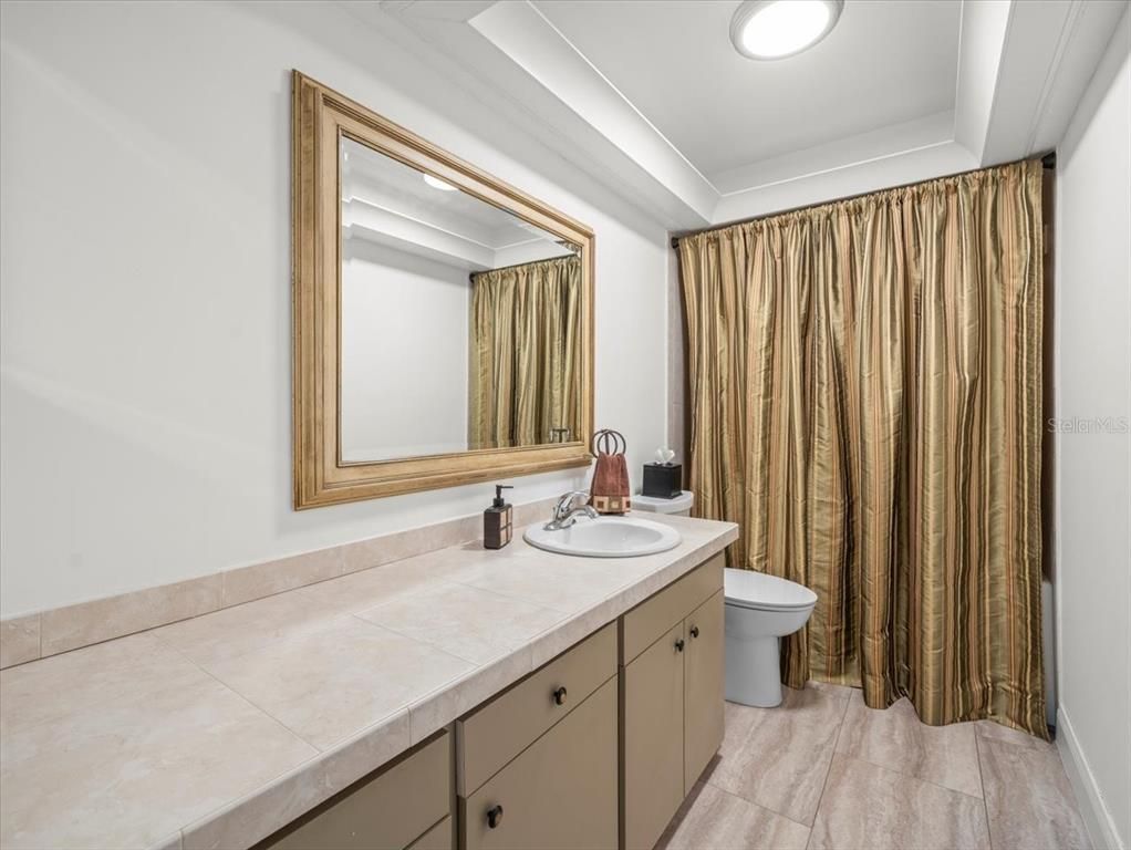 Bathroom, Interior, Recessed Lighting, Tile Countertops