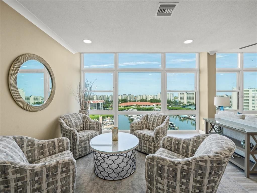 Interior, Living room, Recessed Lighting, Water