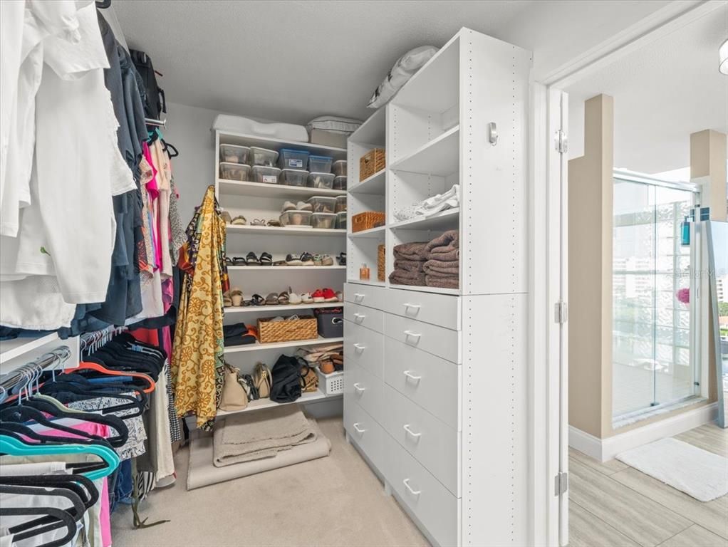 Interior, Walk-in Closets