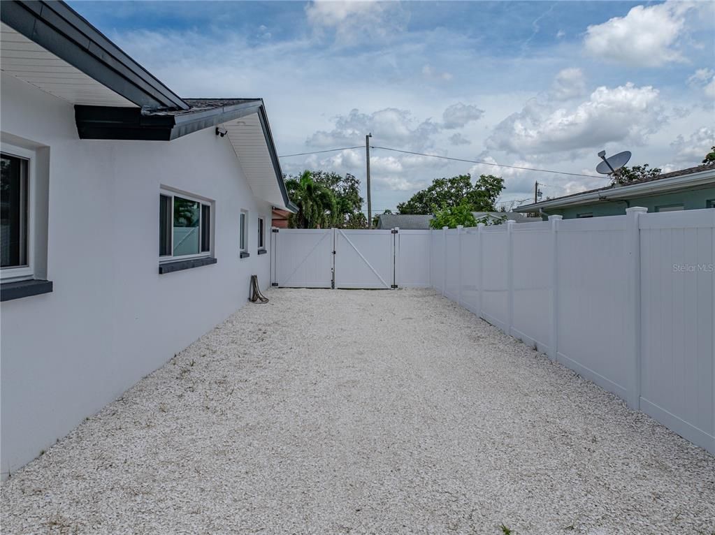 Backyard, Exterior