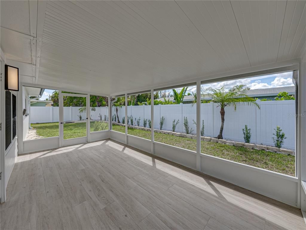 Interior, Sun Room, Wood Texture Flooring