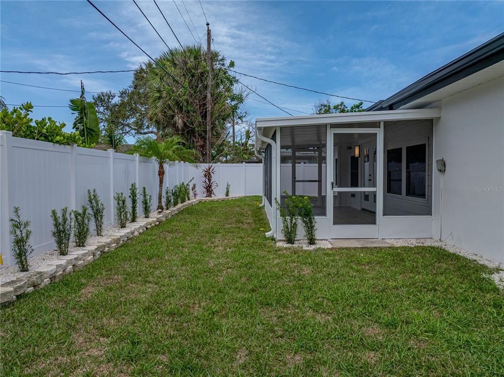 Backyard, Exterior