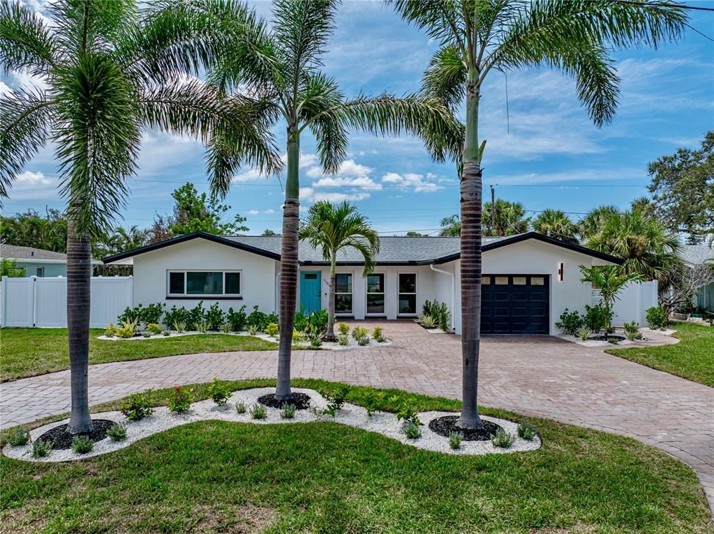 Attached, Backyard, Exterior, Facade, Ranch