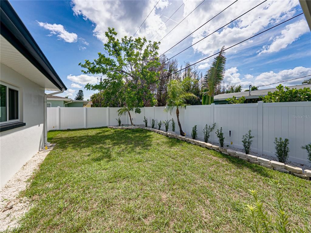 Backyard, Exterior