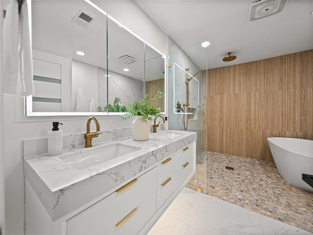 Bathroom, Dual Sink Vanities, Free Standing Baths, Interior, Marble, Recessed Lighting