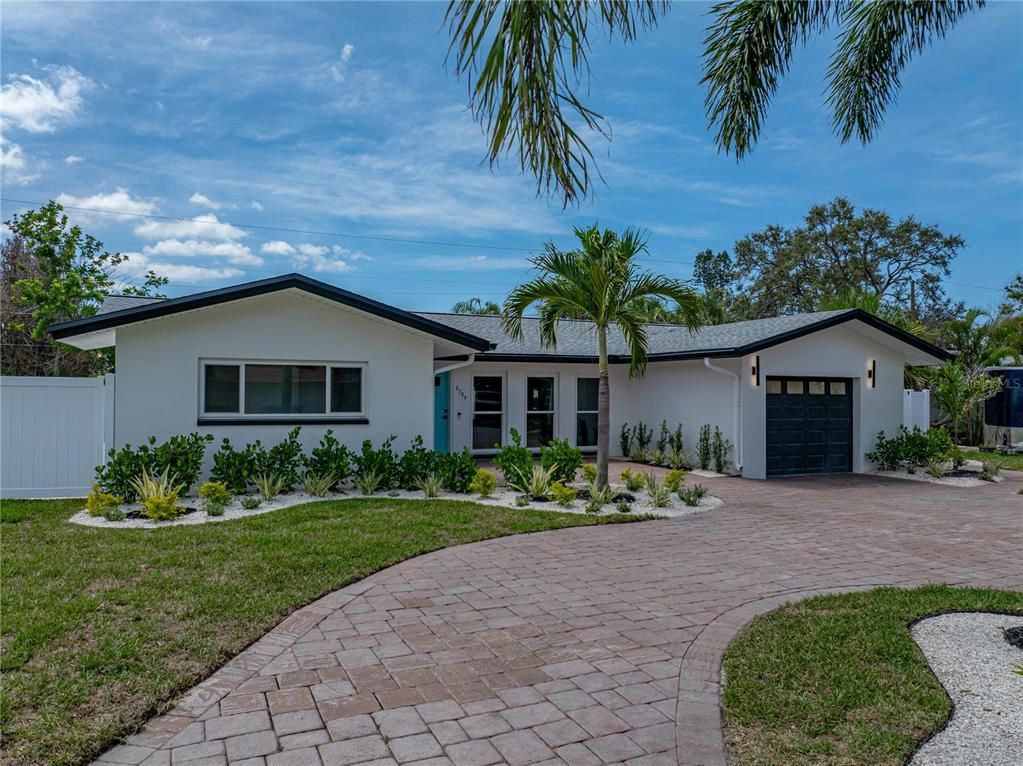 Attached, Backyard, Exterior, Facade, Ranch