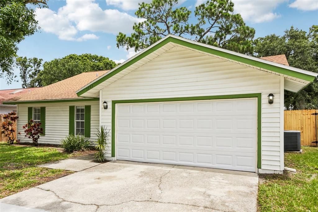 Detached Garage, Exterior