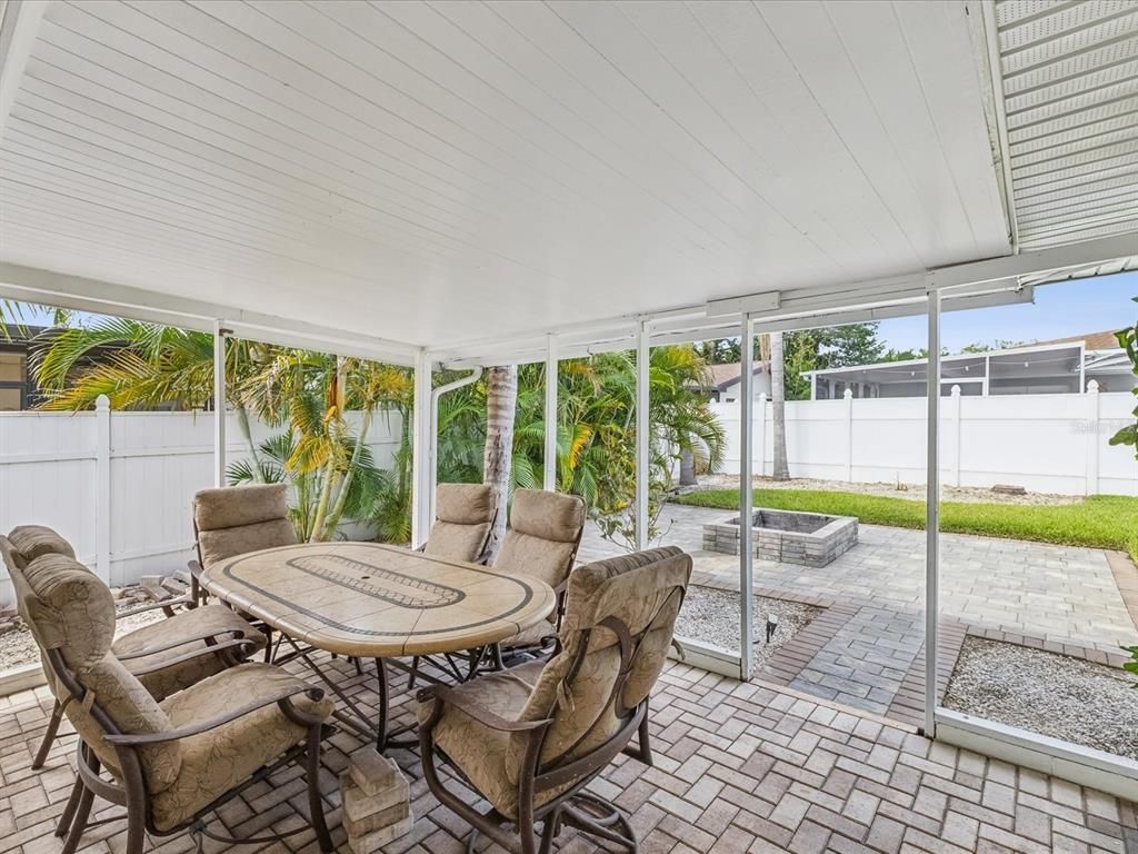 Dining room, Interior, Sun Room