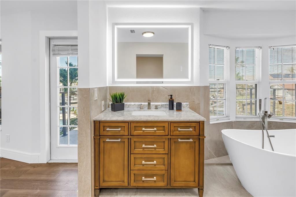 Bathroom, Dual Sink Vanities, Free Standing Baths, Interior