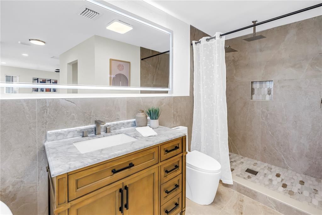 Bathroom, Interior, Recessed Lighting