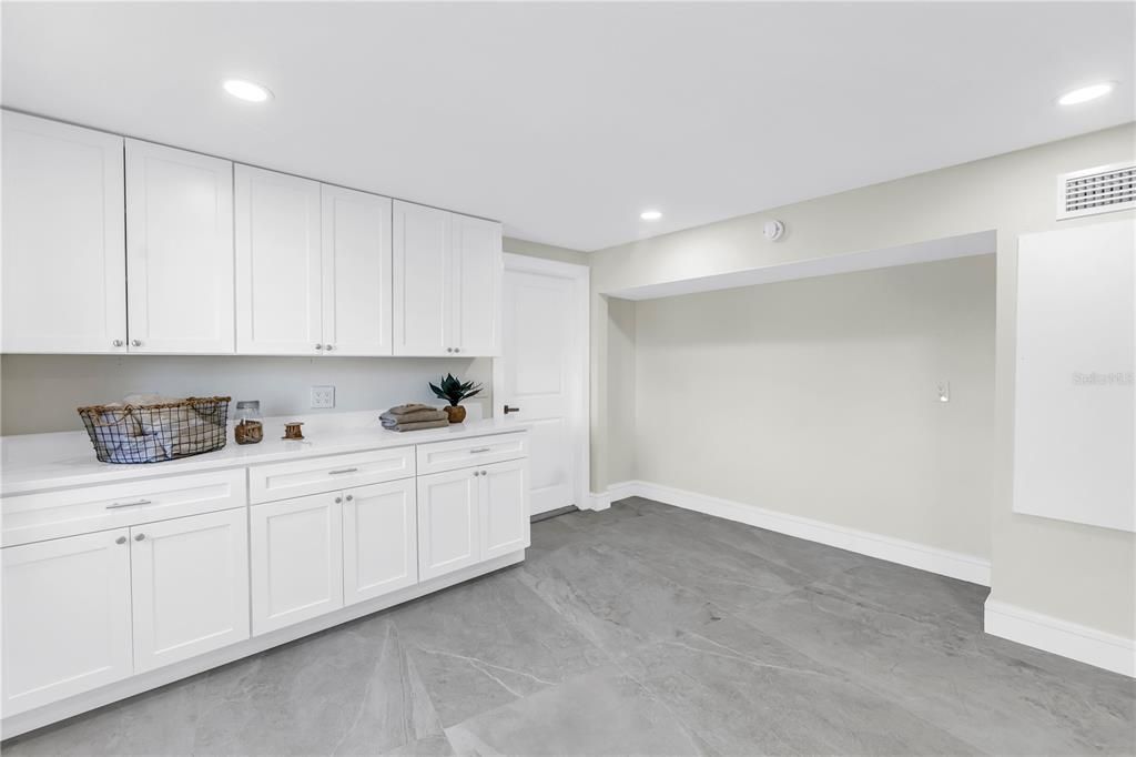 Interior, Recessed Lighting