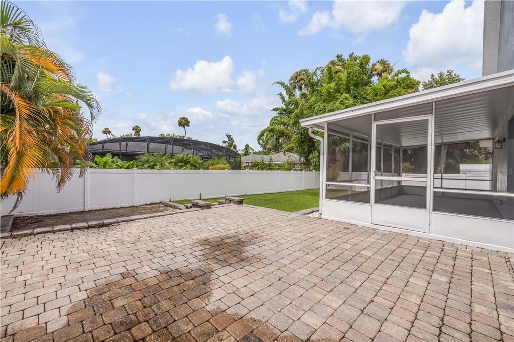 Backyard, Exterior