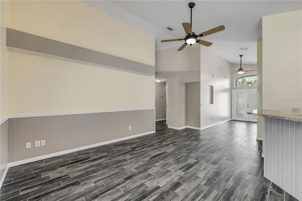 Empty room, Interior, Recessed Lighting, Wood Texture Flooring