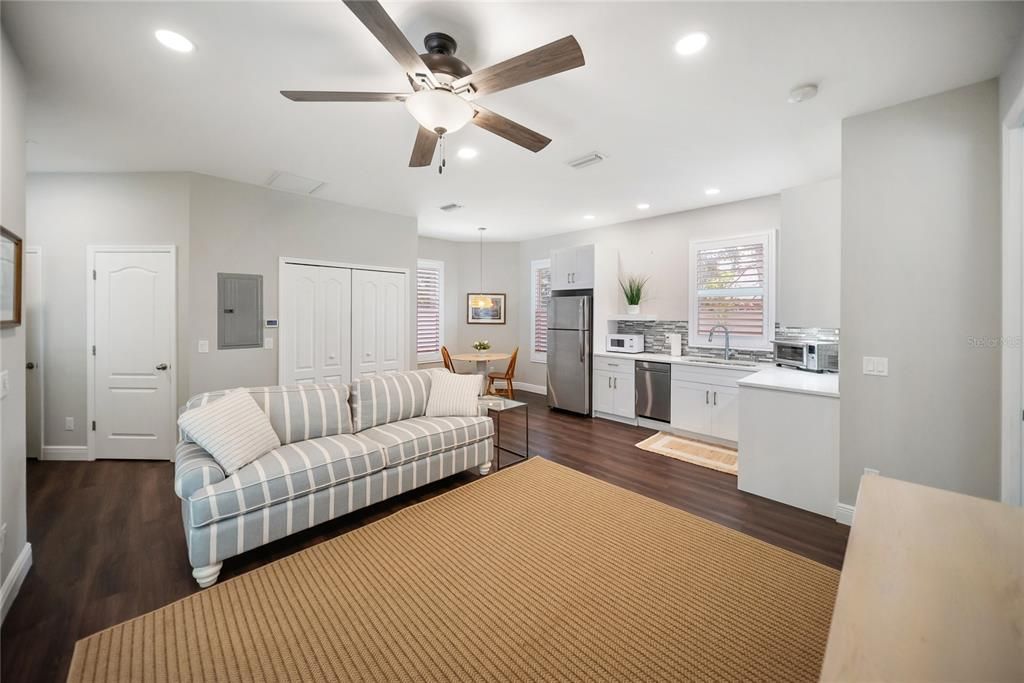 Interior, Kitchen, Living room, Pendant Lights, Recessed Lighting, Stainless Steel Appliances, Wood Texture Flooring