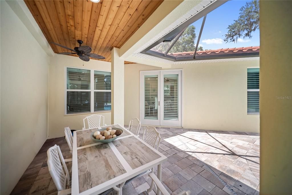 Dining room, Glass Ceilings, Interior, Sun Room, Wooden Ceilings
