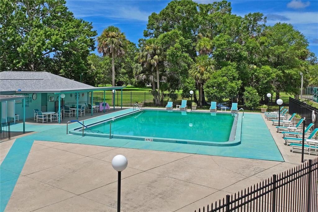 Exterior, Pool