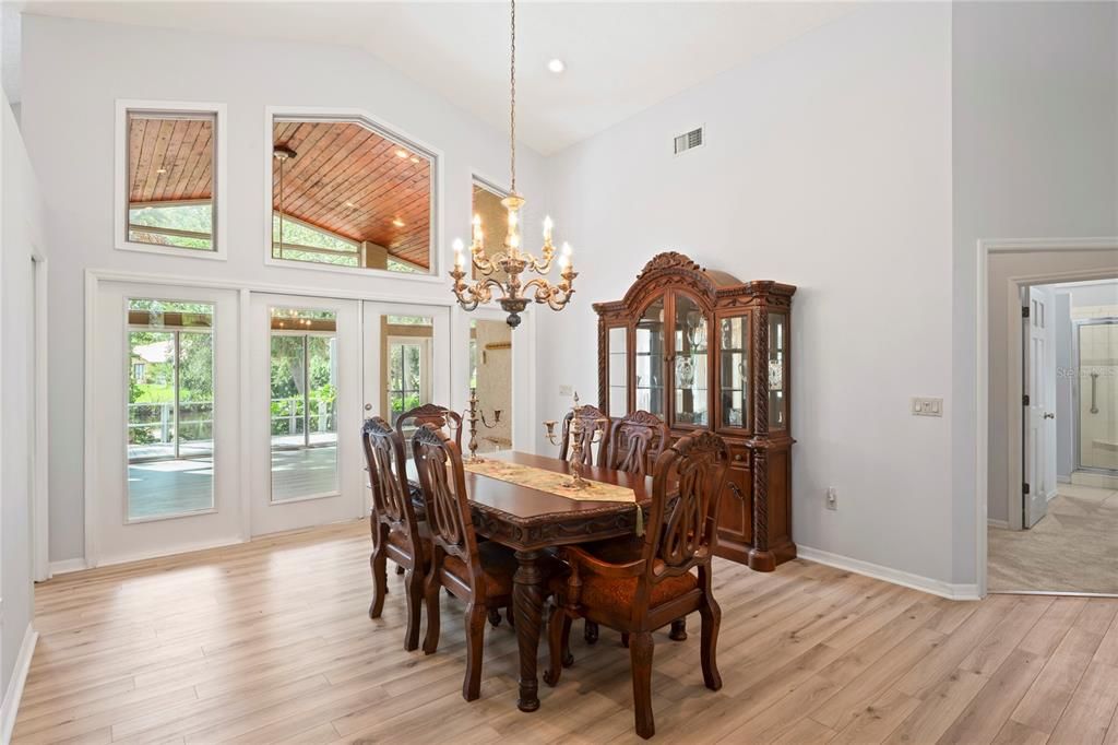 Chandelier, Dining room, Interior, Recessed Lighting, Wood Texture Flooring