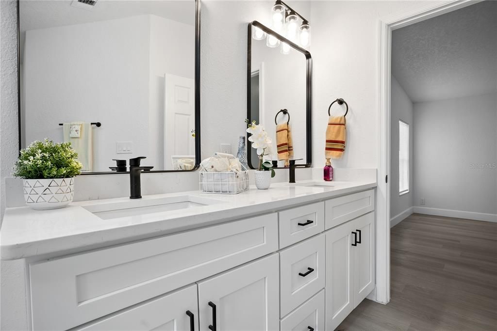 Bathroom, Dual Sink Vanities, Interior, Wood Texture Flooring