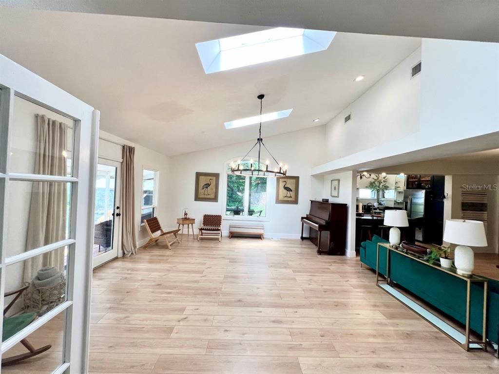 Chandelier, Interior, Pendant Lights, Recessed Lighting, Wood Texture Flooring