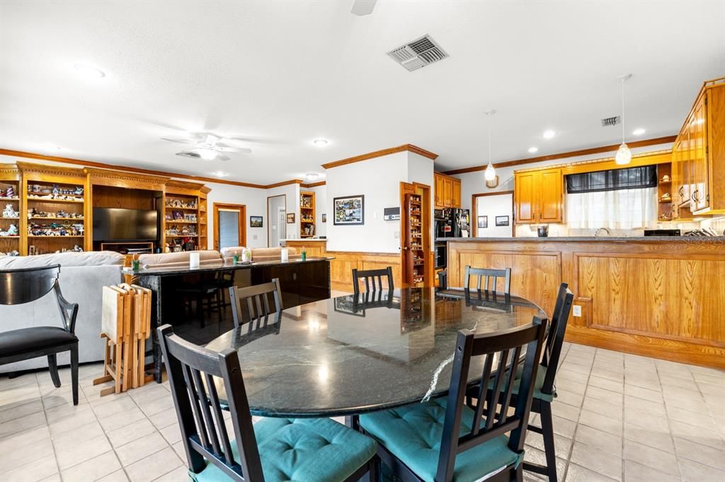 Dining room, Interior, Kitchen, Pendant Lights, Recessed Lighting
