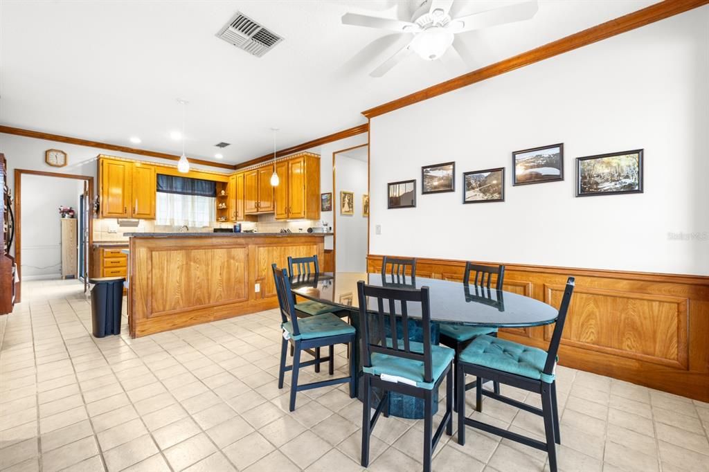 Dining room, Interior, Kitchen, Pendant Lights, Recessed Lighting